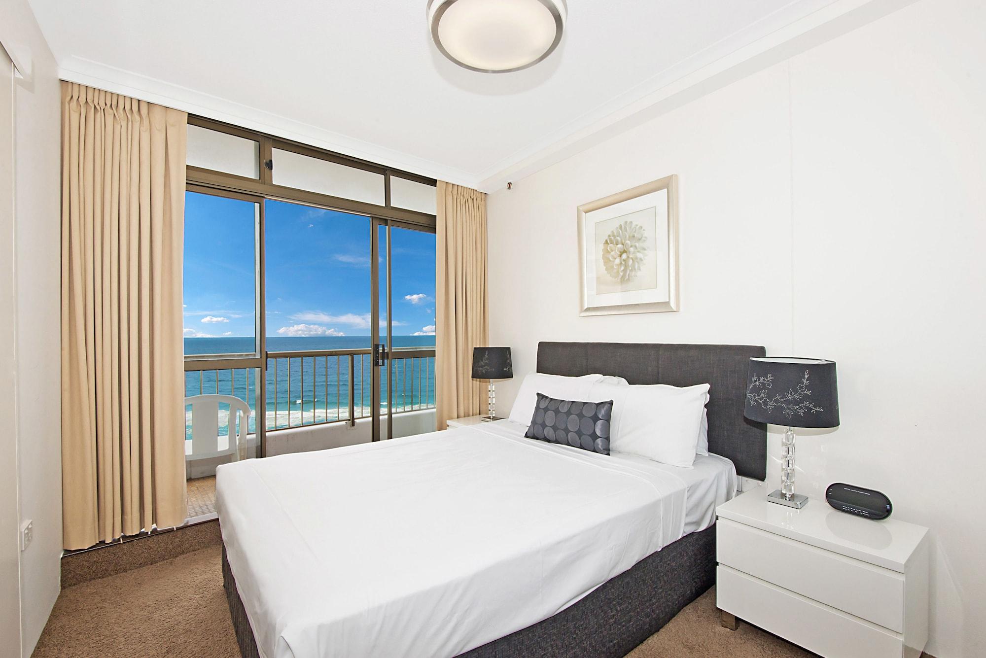 Surfers International Apartments Гоулд Коуст Екстериор снимка