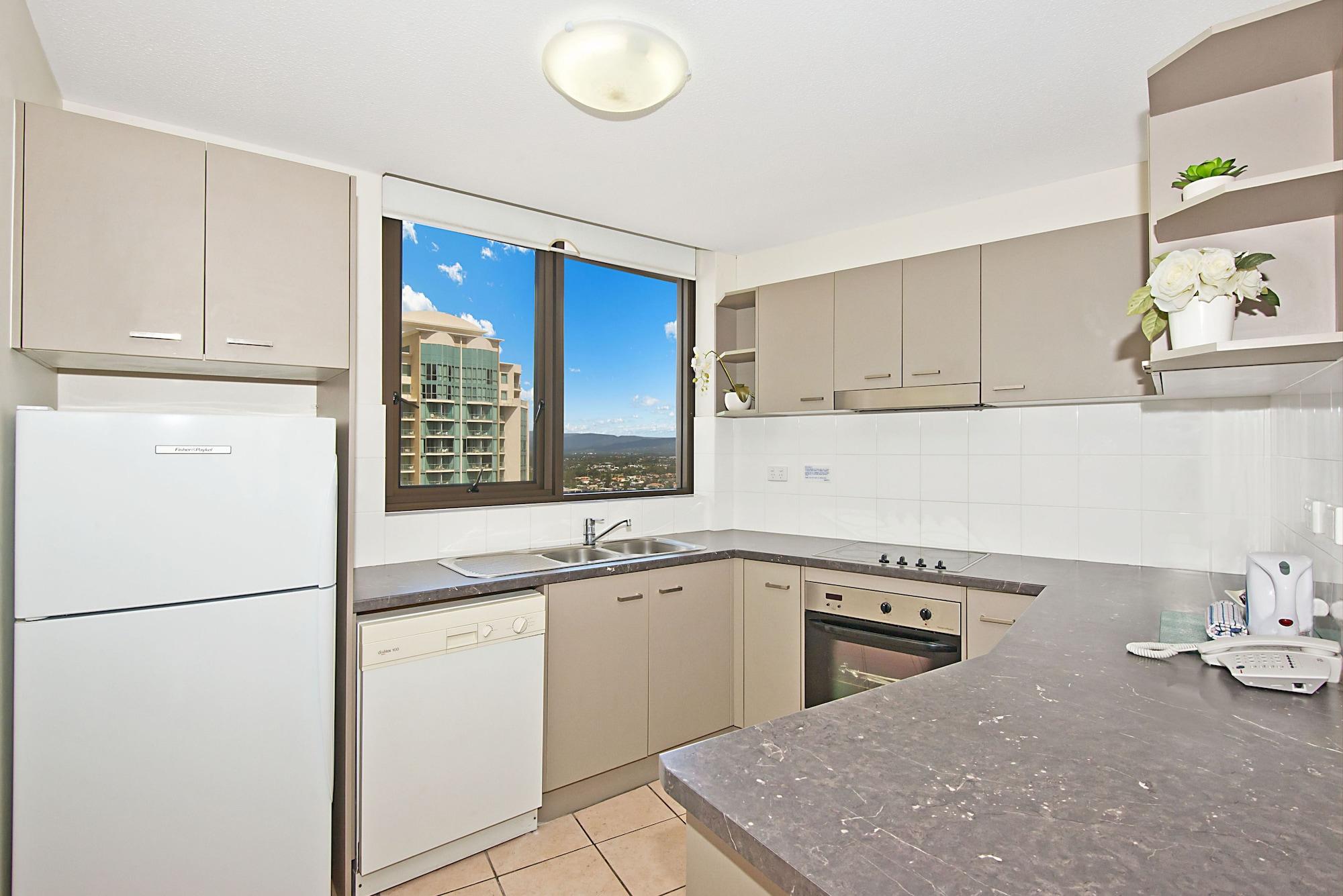 Surfers International Apartments Гоулд Коуст Екстериор снимка
