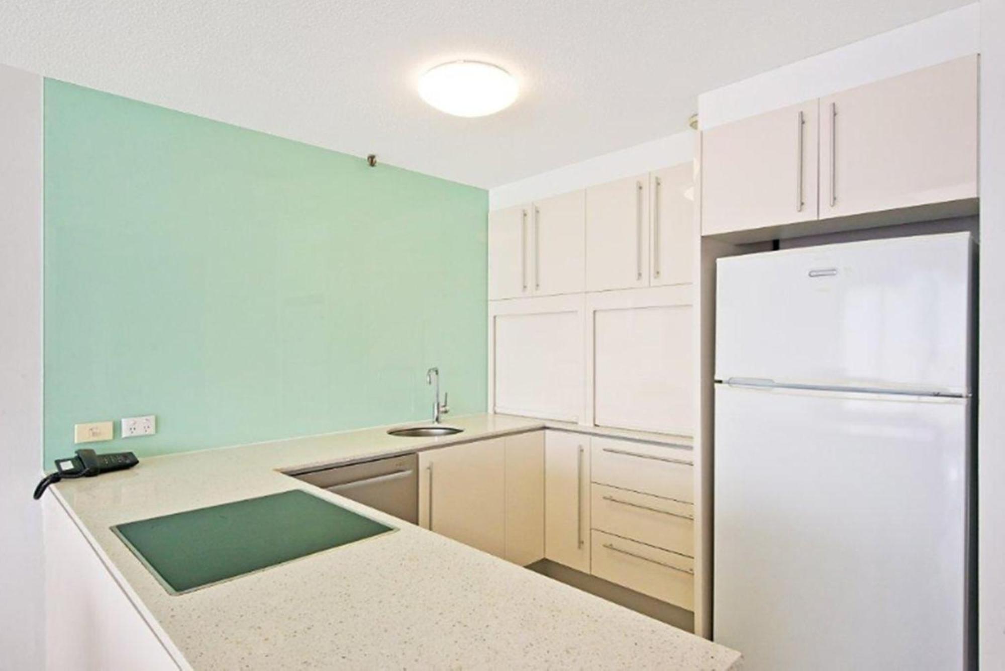 Surfers International Apartments Гоулд Коуст Екстериор снимка