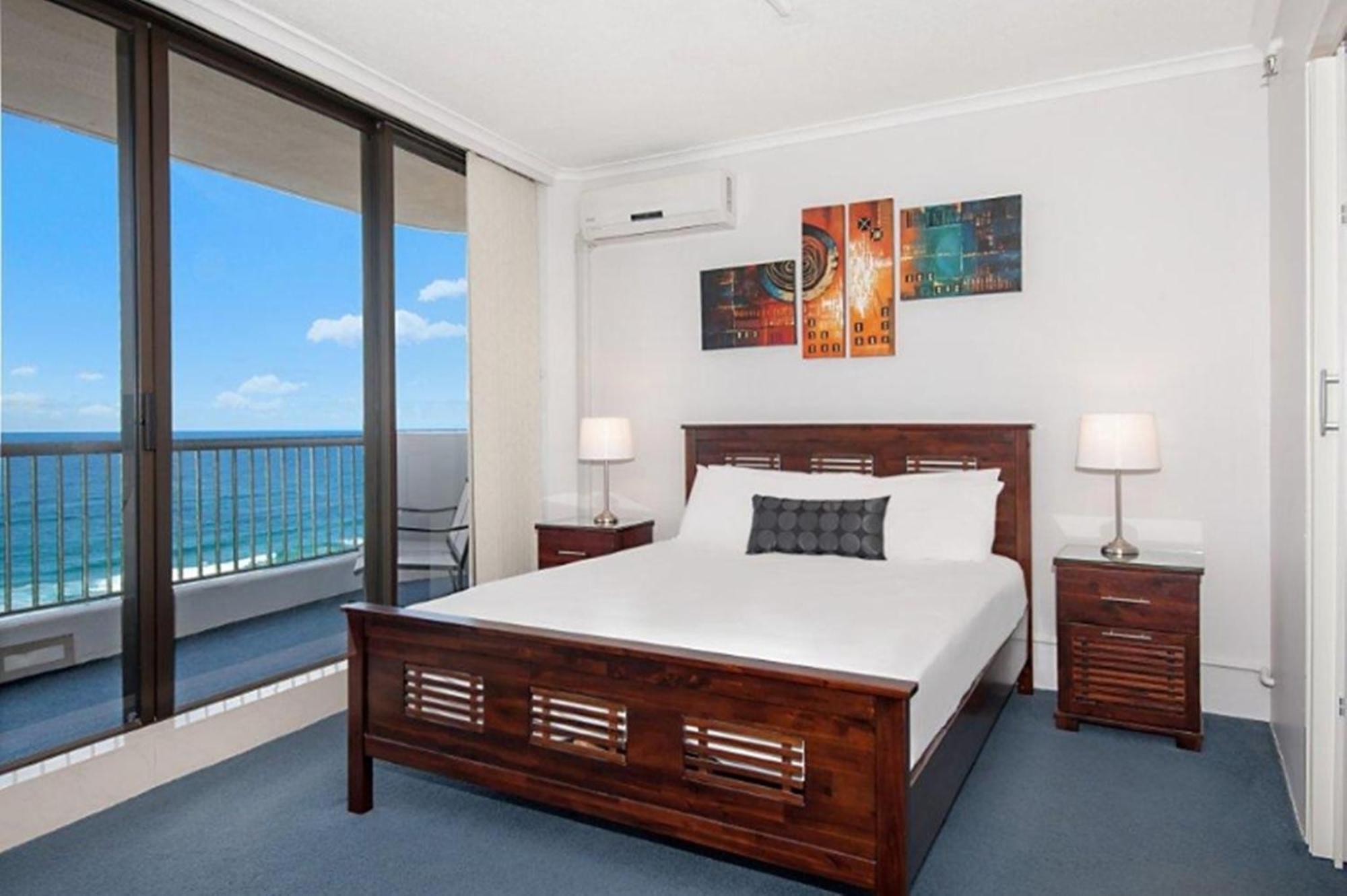 Surfers International Apartments Гоулд Коуст Екстериор снимка