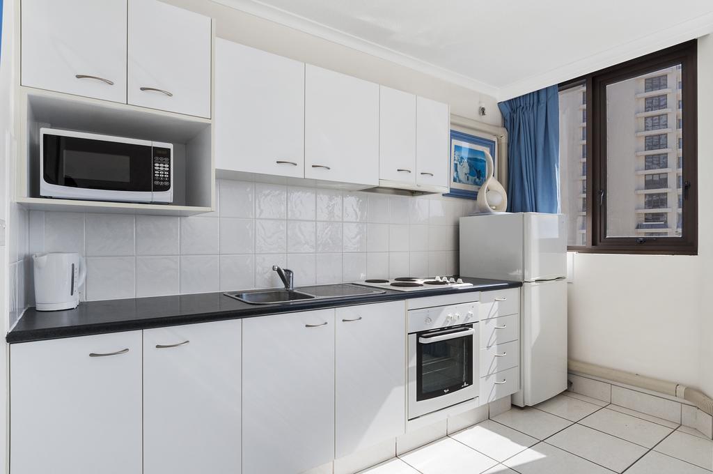 Surfers International Apartments Гоулд Коуст Екстериор снимка